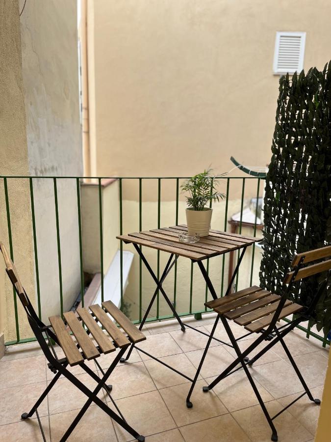 Dimora Fantasia Charme B&B Bari Exteriör bild